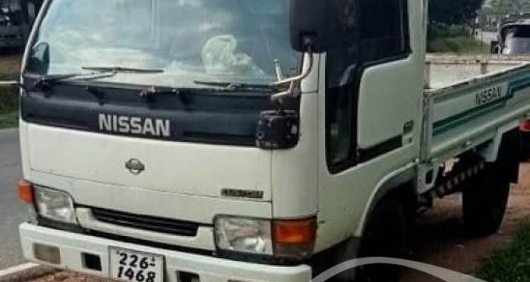NISSAN ATLAS 1993