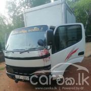 TOYOTA DYNA 2002