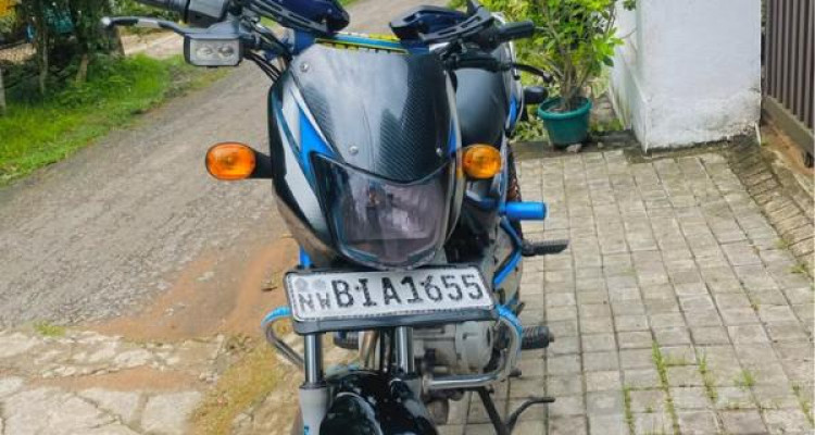 BAJAJ CT100 2017