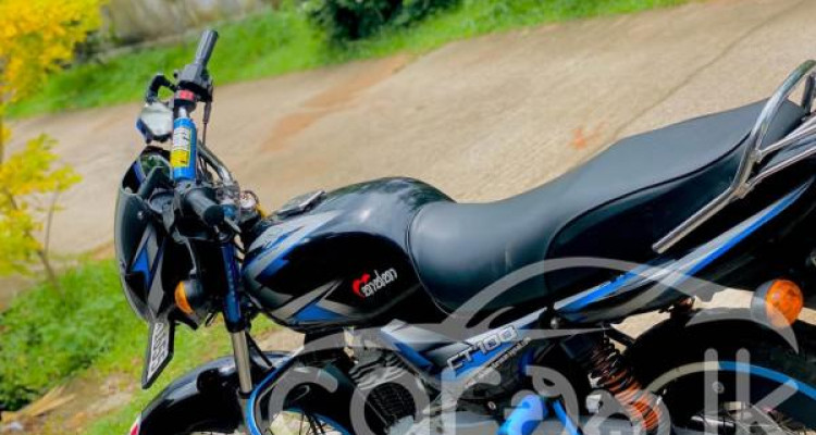BAJAJ CT100 2017