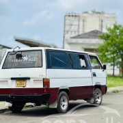 MITSUBISHI L300 1982