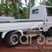 NISSAN VANETTE 2000