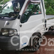 NISSAN VANETTE 2000