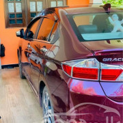 HONDA GRACE 2015
