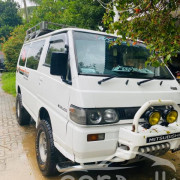MITSUBISHI PO15 1988
