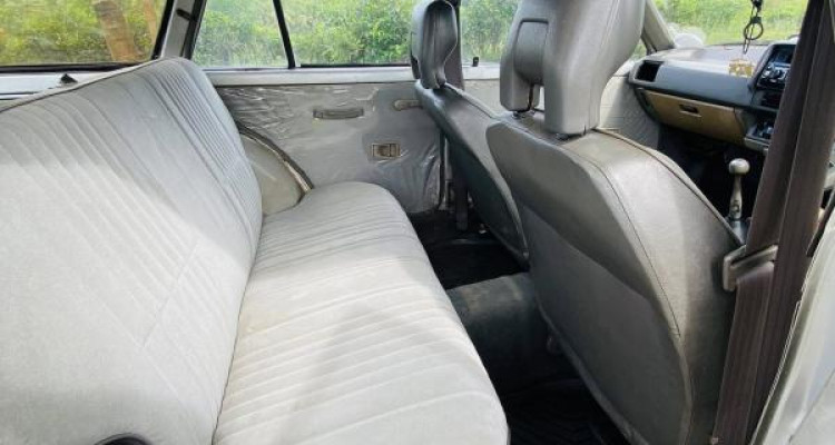 TOYOTA COROLLA DX WAGON 1985