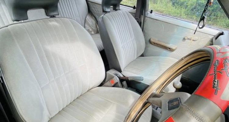 TOYOTA COROLLA DX WAGON 1985