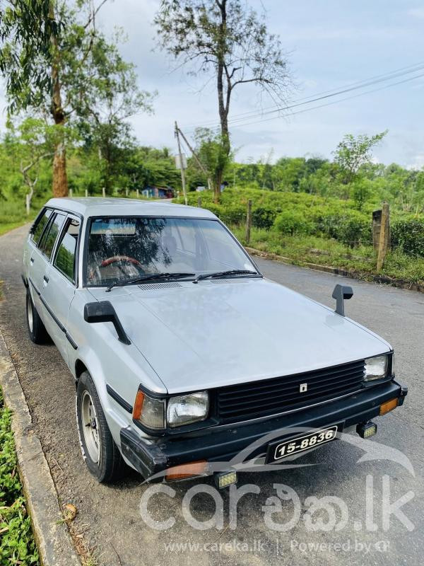 TOYOTA COROLLA DX WAGON 1985