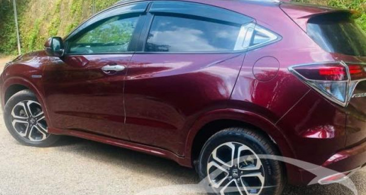 HONDA VEZEL 2014