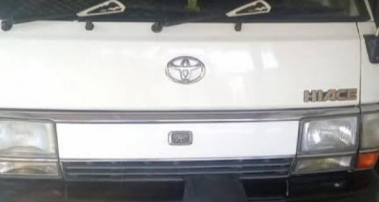 TOYOTA HIACE 1988