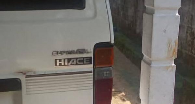 TOYOTA HIACE 1988