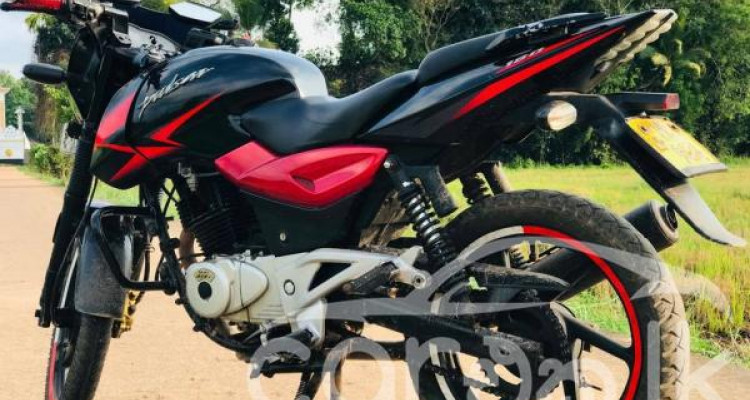 BAJAJ PULSAR 180 2010