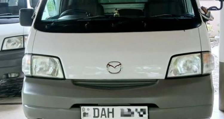 MAZDA BONGO 2015