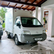 MAZDA BONGO 2015