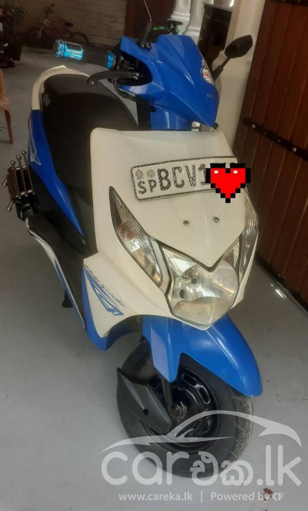 HONDA DIO 2015