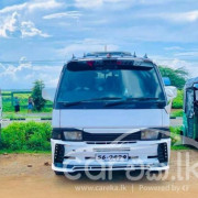 NISSAN CARAVAN 1989