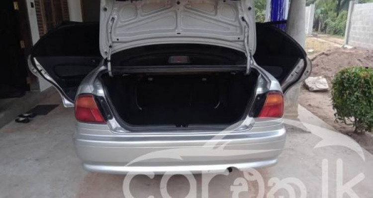 MAZDA FAMILIA 1997