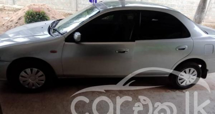 MAZDA FAMILIA 1997