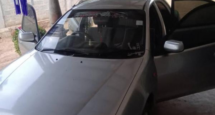 MAZDA FAMILIA 1997
