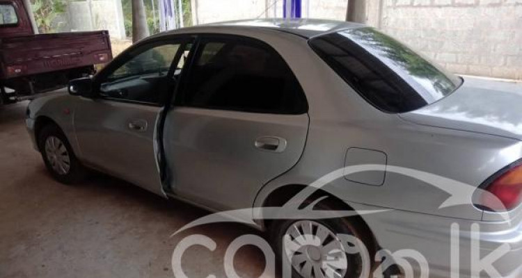 MAZDA FAMILIA 1997