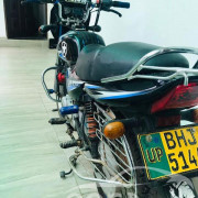 BAJAJ CT100 2018