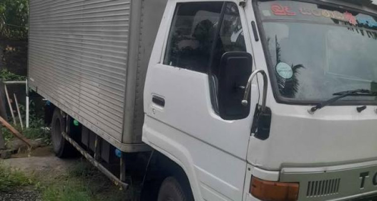 TOYOTA DYNA 1997