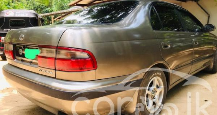 TOYOTA CORONA 1995