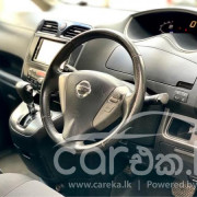 NISSAN SERENA 2012