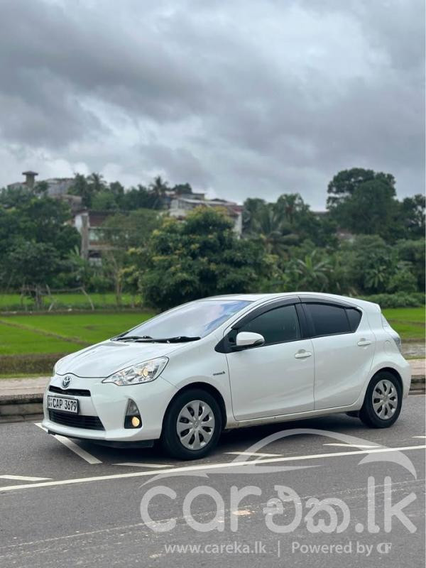 TOYOTA AQUA 2014