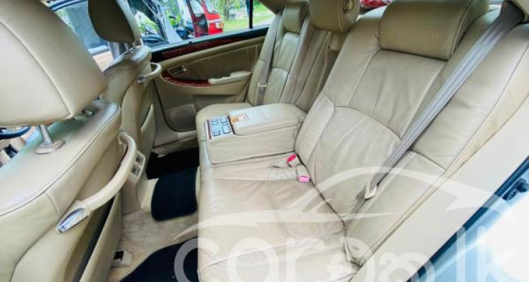 TOYOTA CROWN 2005