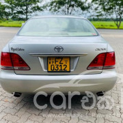 TOYOTA CROWN 2005