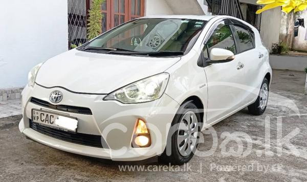 TOYOTA AQUA 2014