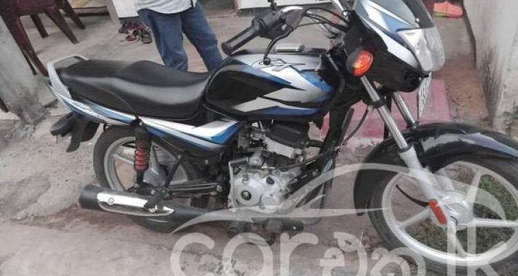 BAJAJ CT100 2022