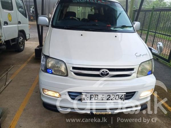 TOYOTA NOAH 2001