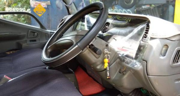 MITSUBISHI CANTER 1998