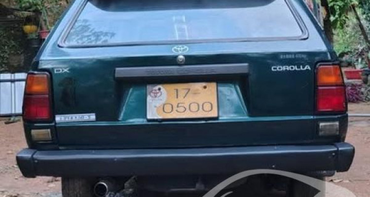 TOYOTA COROLLA DX WAGON KE72 1987