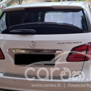 MERCEDES BENZ B250E 2016