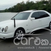 MERCEDES BENZ E200 1998