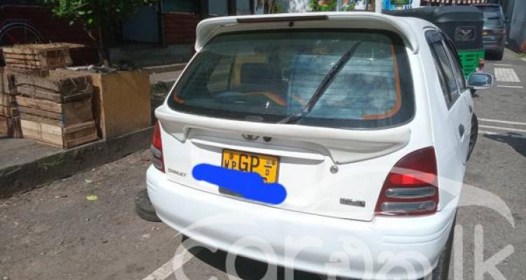 TOYOTA STARLET 2000