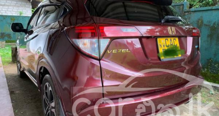 HONDA VEZEL 2014