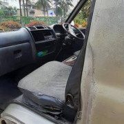 NISSAN VANETTE 1984