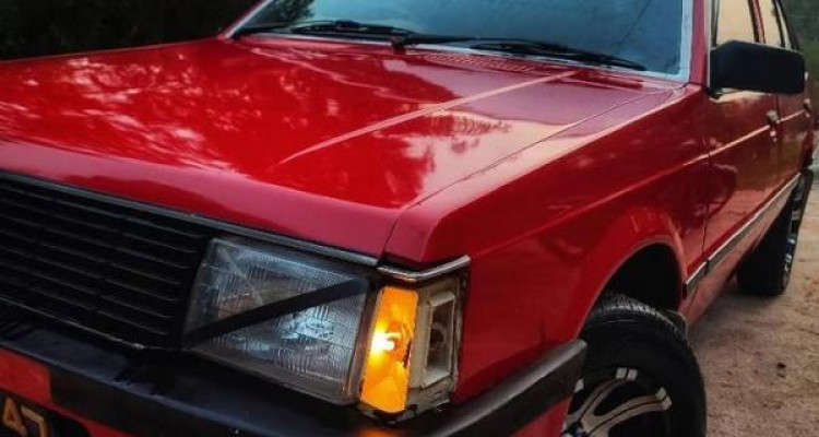 MITSUBISHI LANCER BOX 1984