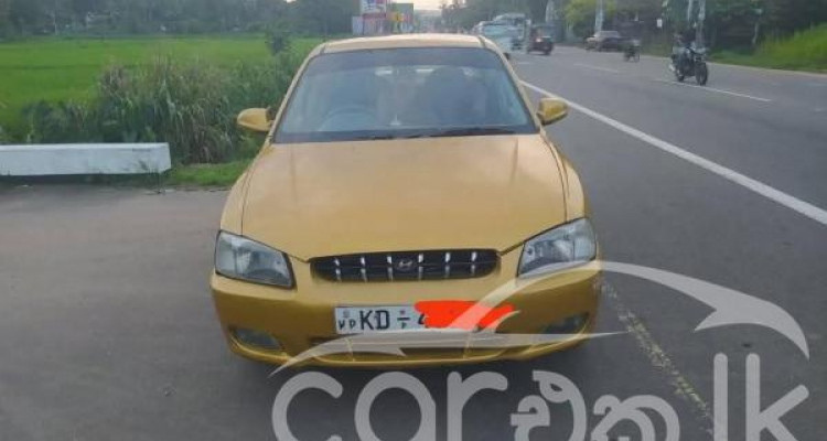 HYUNDAI ACCENT 2001