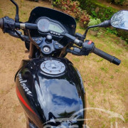 BAJAJ PULSAR 150 2016