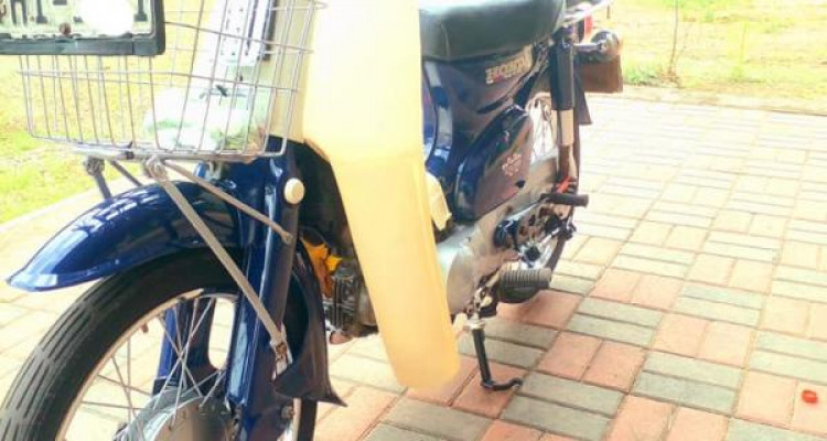 HONDA SUPER CUB 2005