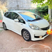 HONDA FIT GP4 2013