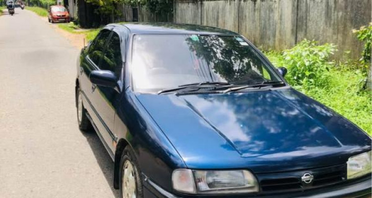 NISSAN PRIMERA 2000