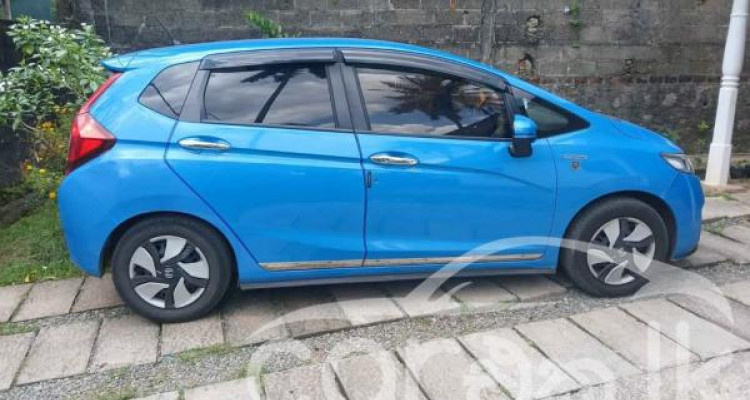 HONDA FIT GP5 2013