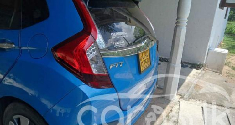HONDA FIT GP5 2013