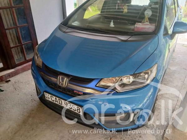 HONDA FIT GP5 2013